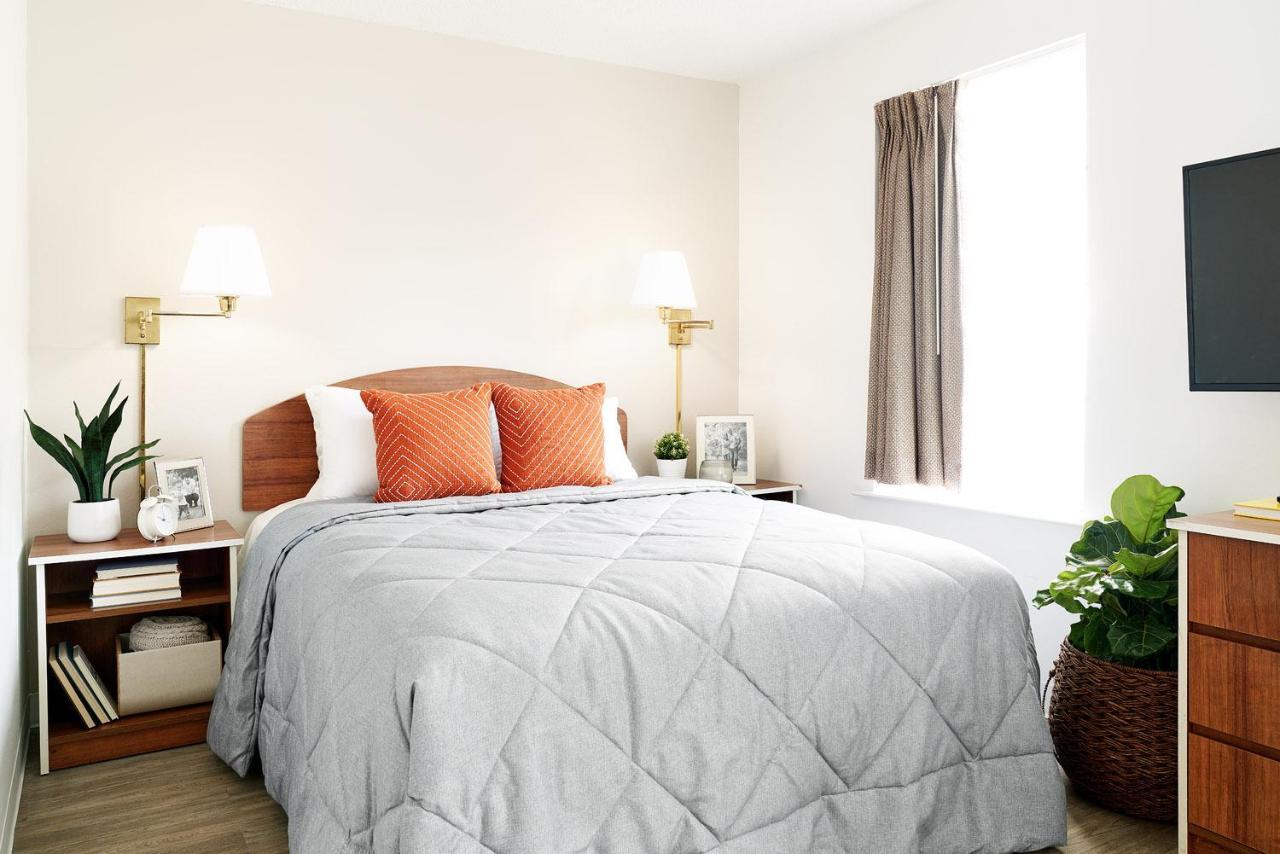 Intown Suites Extended Stay Greenville Sc - Wade Hampton Екстериор снимка